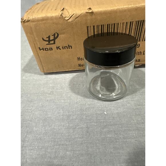 12 Pcs 2 oz Clear Round Glass Jars with Black Lids- Black, Clear - Picture 5 of 5